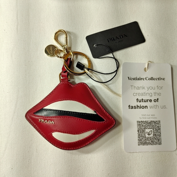 PRADA Bag Charm/Keychain "Lips" - Picture 1 of 9